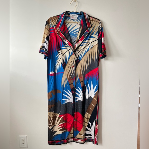 Neiman Marcus Red/Blue Midi Short Sleeve Shirt Dress - Picture 2 of 9